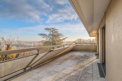 Appartement - 112 m² - 4 pièces