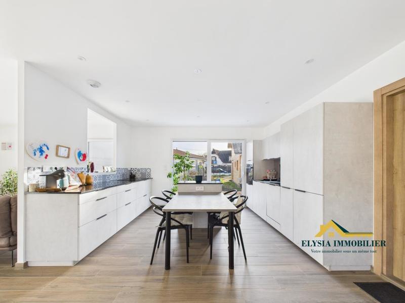 Maison - 160 m² - 6 pièces