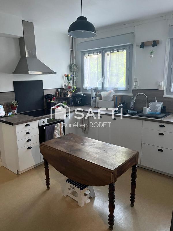 Maison - 92 m² - 5 pièces