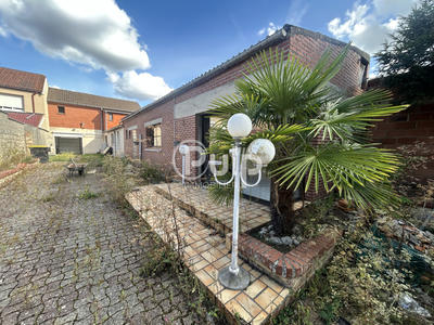 Maison - 180 m² - 7 pièces