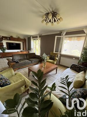 Maison - 170 m² - 8 pièces