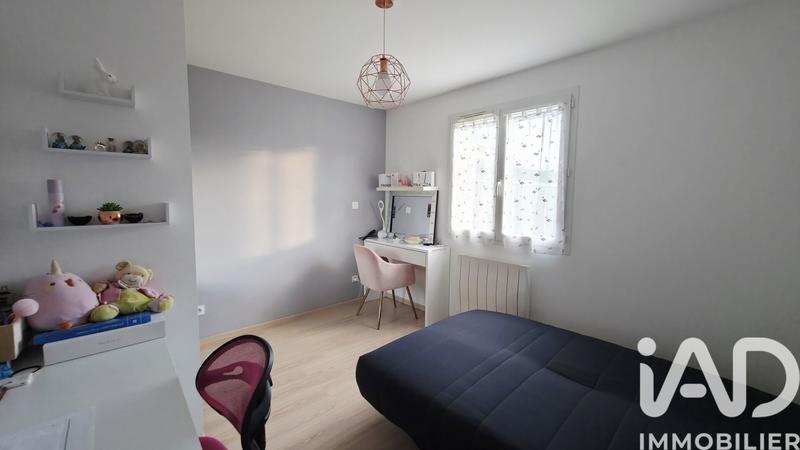 Maison - 95 m² - 4 pièces