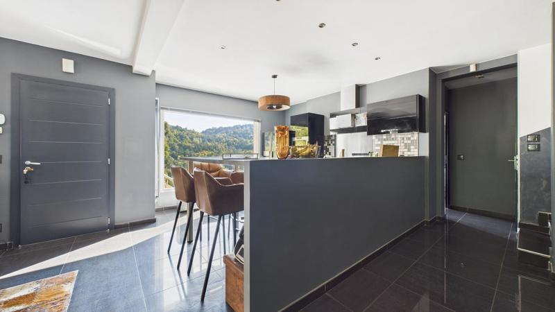 Maison - 155 m² - 5 pièces