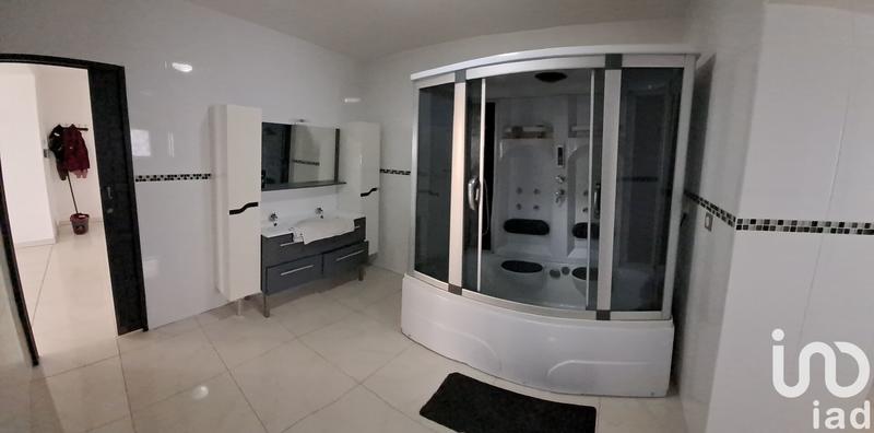 Appartement - 276 m² - 8 pièces