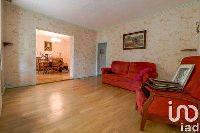 Maison - 121 m² - 6 pièces