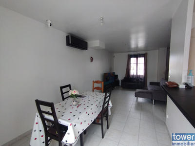 Maison - 80 m² - 4 pièces