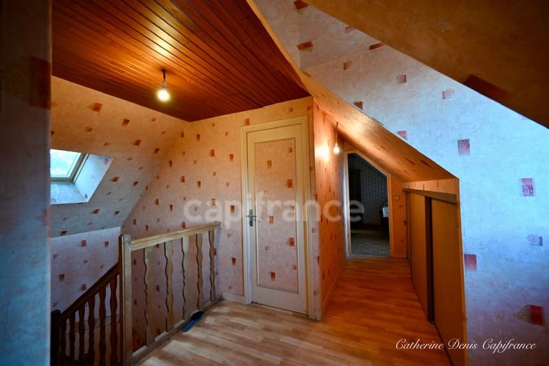 Maison - 107 m² - 6 pièces
