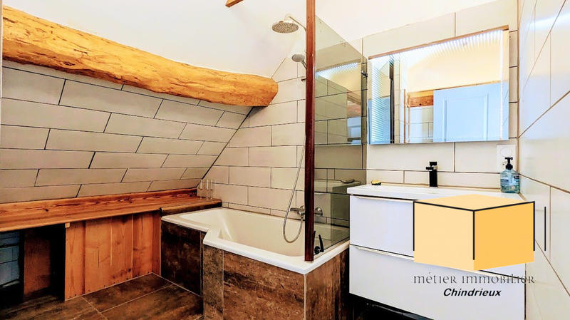 Maison ancienne - 136 m² - 8 pièces