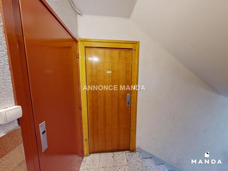 Chambre - 10 m² - 5 pièces