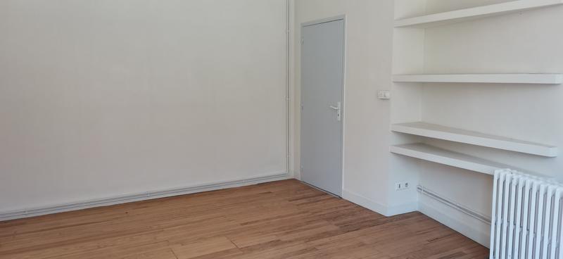 Local d'activités - 1 415 m² - 8 pièces