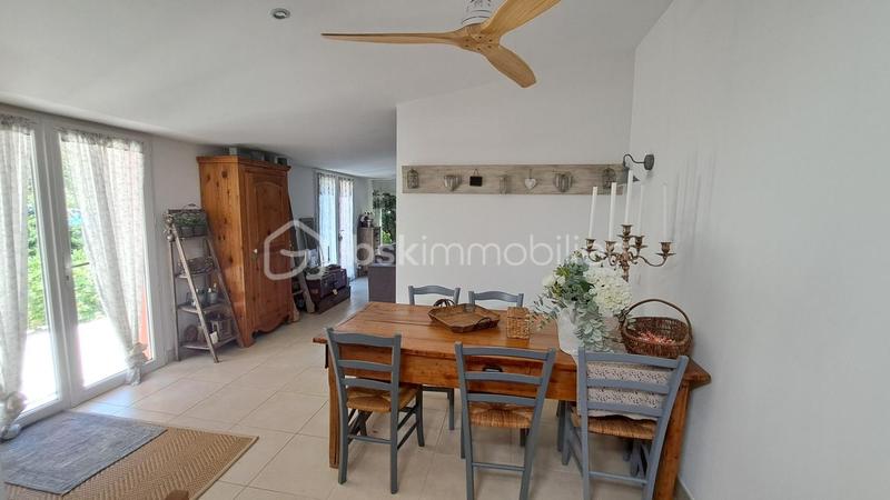 Maison - 175 m² - 8 pièces