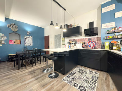 Appartement - 60 m² - 2 pièces