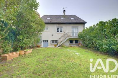 Maison - 142 m² - 6 pièces