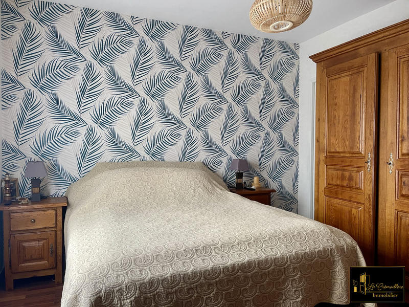 Maison - 163 m² - 9 pièces