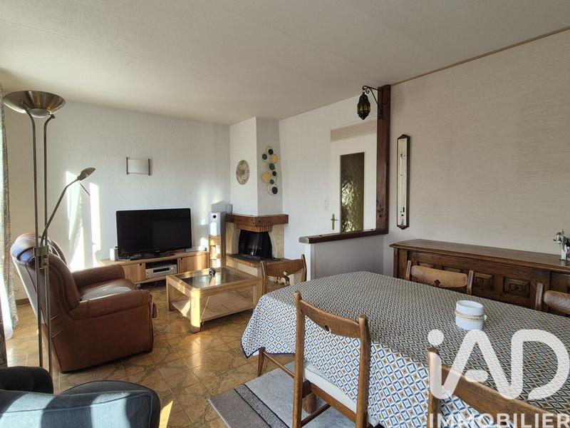 Maison - 180 m² - 5 pièces