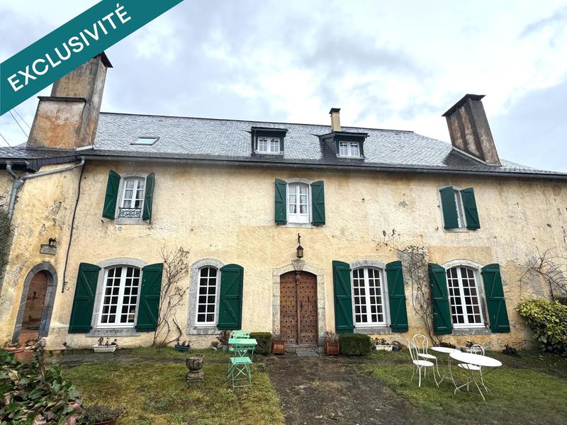 Maison de maîtres - 300 m² - 7 pièces