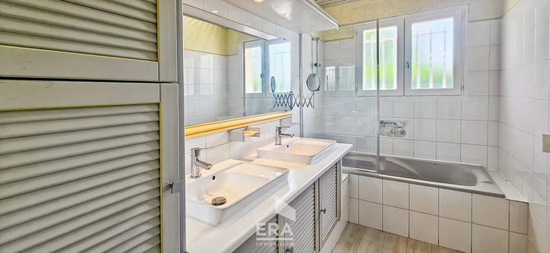 Maison - 120 m² - 6 pièces