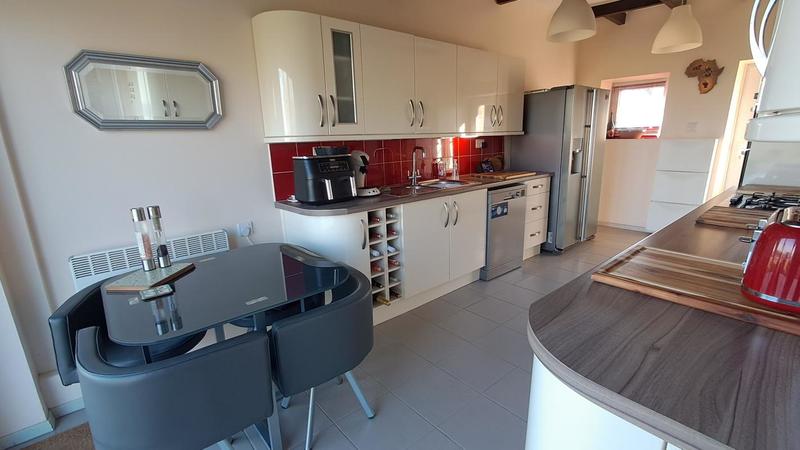 Maison - 165 m² - 5 pièces