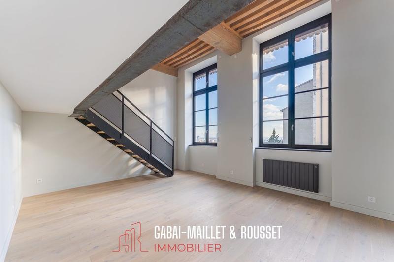 Appartement - 108 m² - 4 pièces