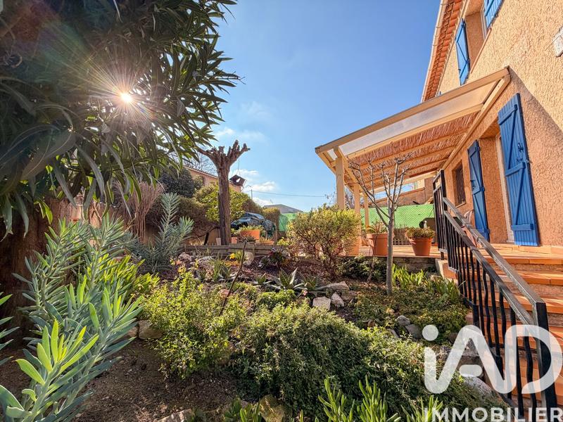 Maison - 107 m² - 4 pièces