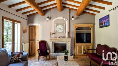 Maison - 255 m² - 10 pièces