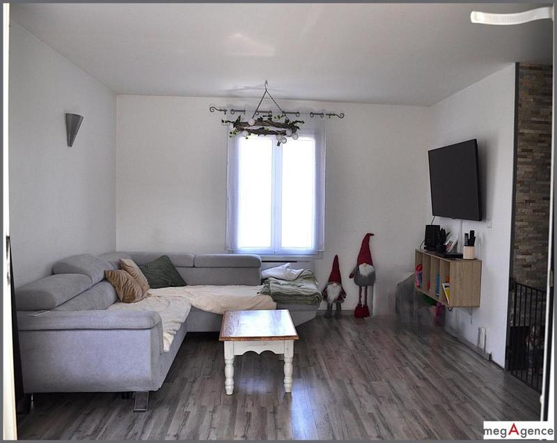 Maison - 175 m² - 9 pièces