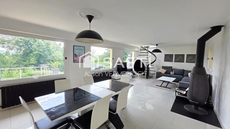 Maison - 170 m² - 7 pièces