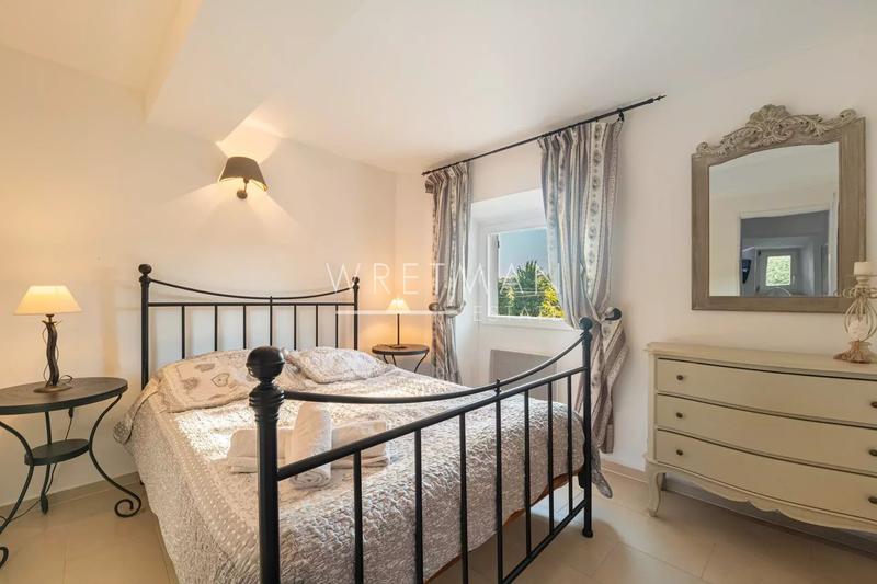 Villa - 191 m² - 6 pièces