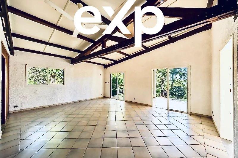 Villa - 245 m² - 7 pièces