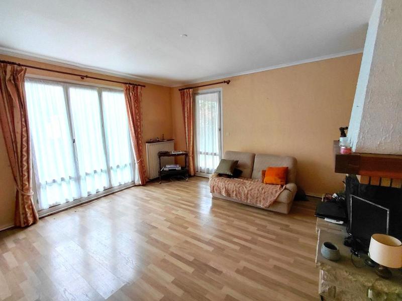 Maison - 150 m² - 8 pièces