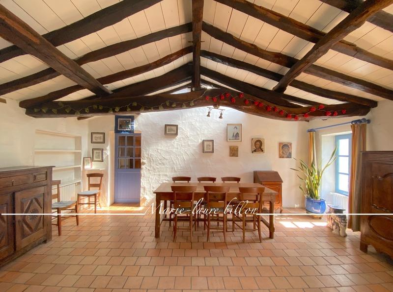 Maison - 170 m² - 5 pièces