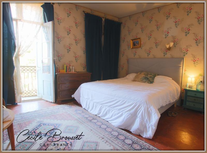 Maison bourgeoise - 270 m² - 11 pièces