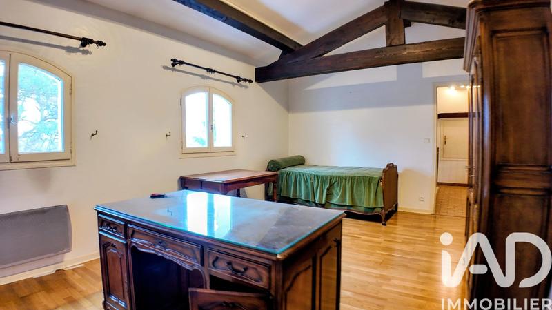 Maison - 180 m² - 8 pièces