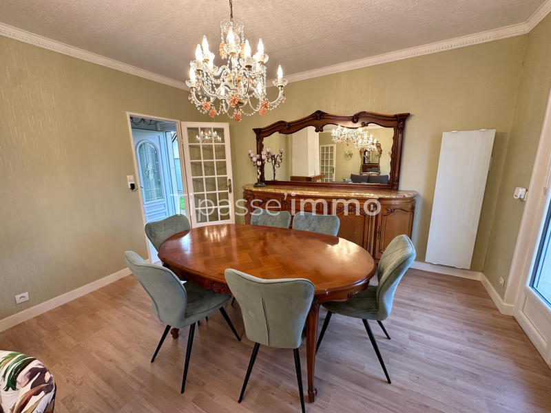 Maison - 96 m² - 4 pièces