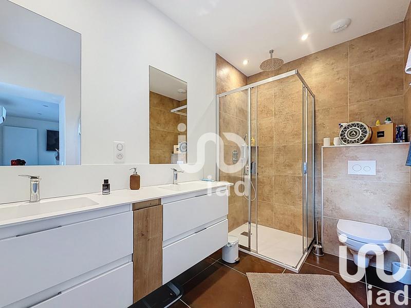 Maison - 207 m² - 6 pièces