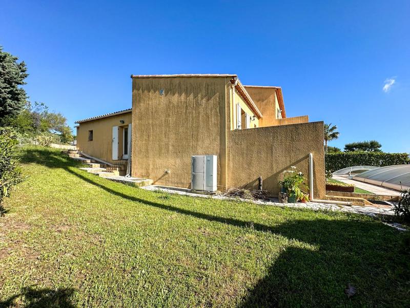 Villa - 195 m² - 6 pièces