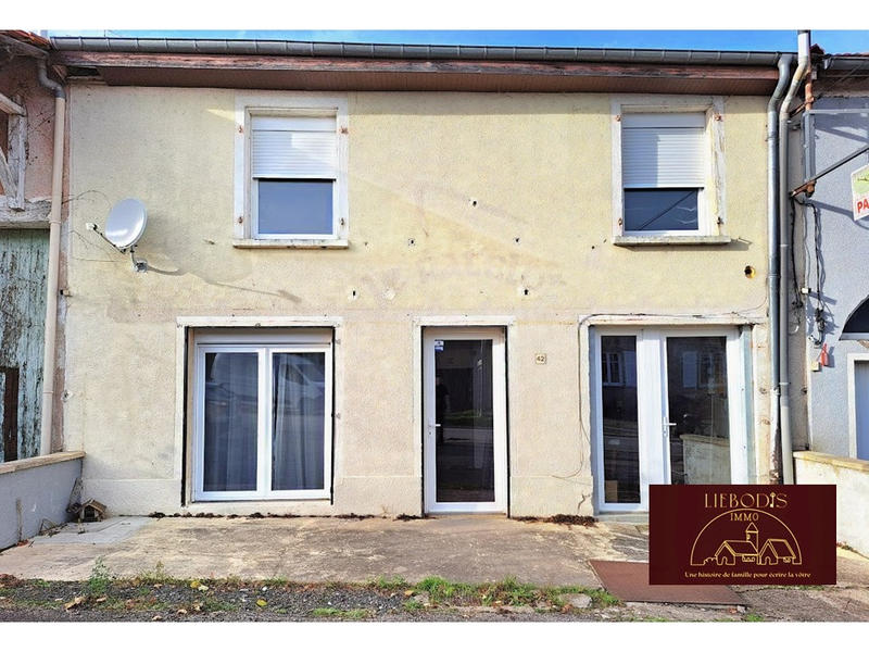 Maison de village - 230 m² - 2 pièces