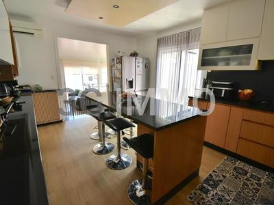 Maison de ville - 147 m² - 7 pièces