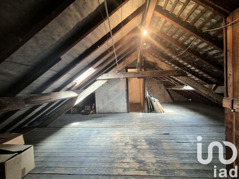 Maison - 250 m² - 8 pièces