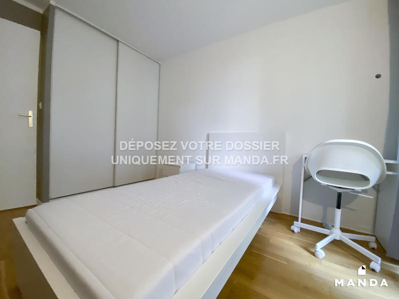 Chambre - 10 m² - 4 pièces