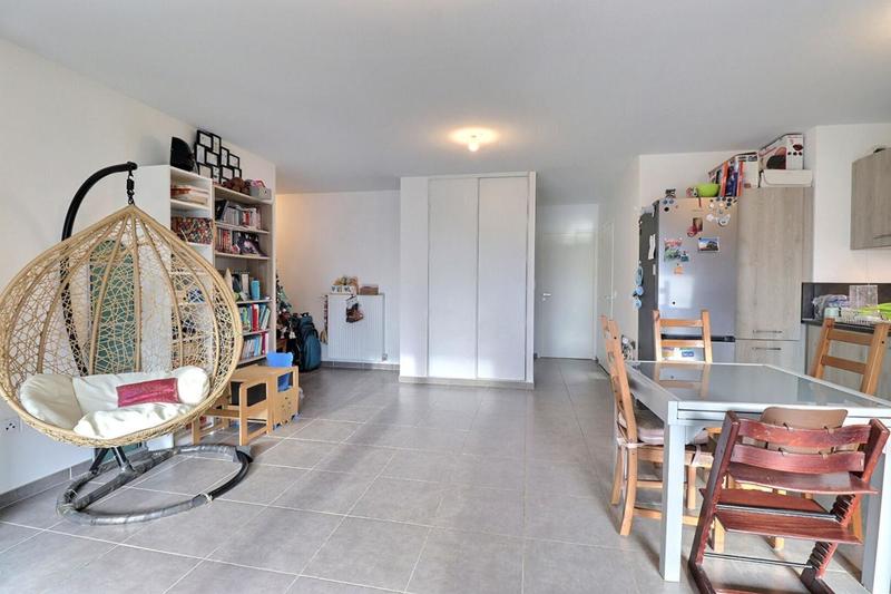 Appartement - 80 m² - 4 pièces