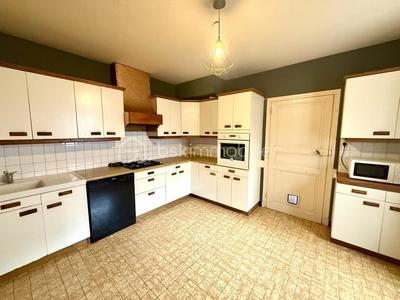 Maison - 98 m² - 4 pièces