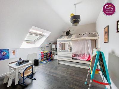 Maison - 136 m² - 6 pièces