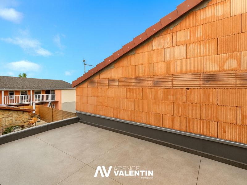 Maison - 92 m² - 4 pièces