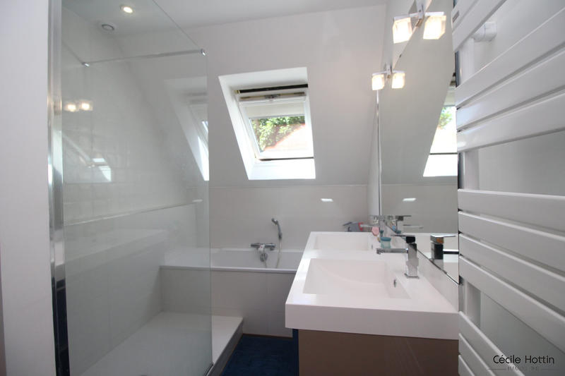 Maison - 106 m² - 6 pièces