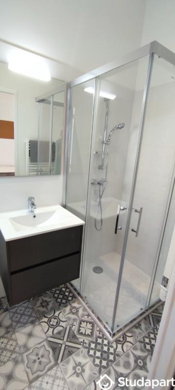 Chambre - 9 m² - 1 pièce