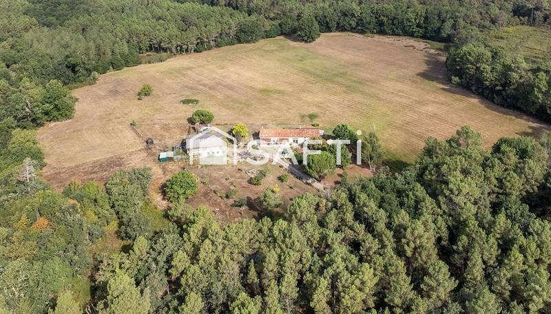 Maison - 190 m² - 8 pièces