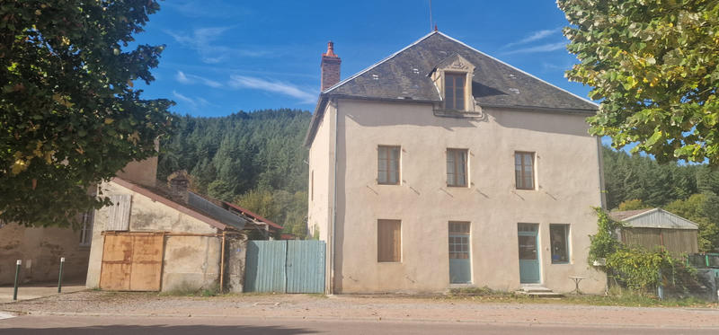 Château - 230 m² - 7 pièces