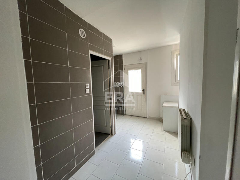 Immeuble - 90 m² - 5 pièces