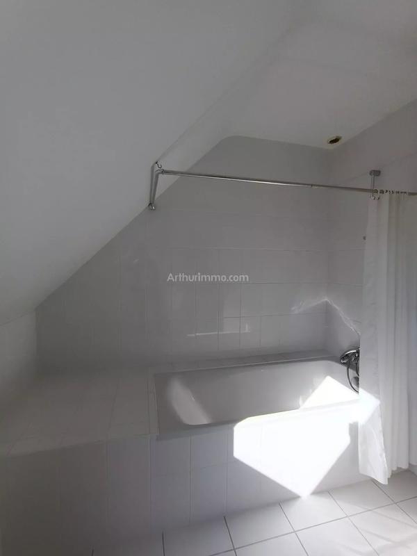 Maison - 204 m² - 6 pièces